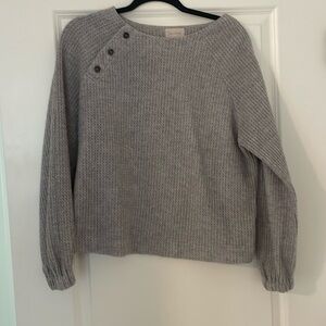 Mello Day Size L sweater